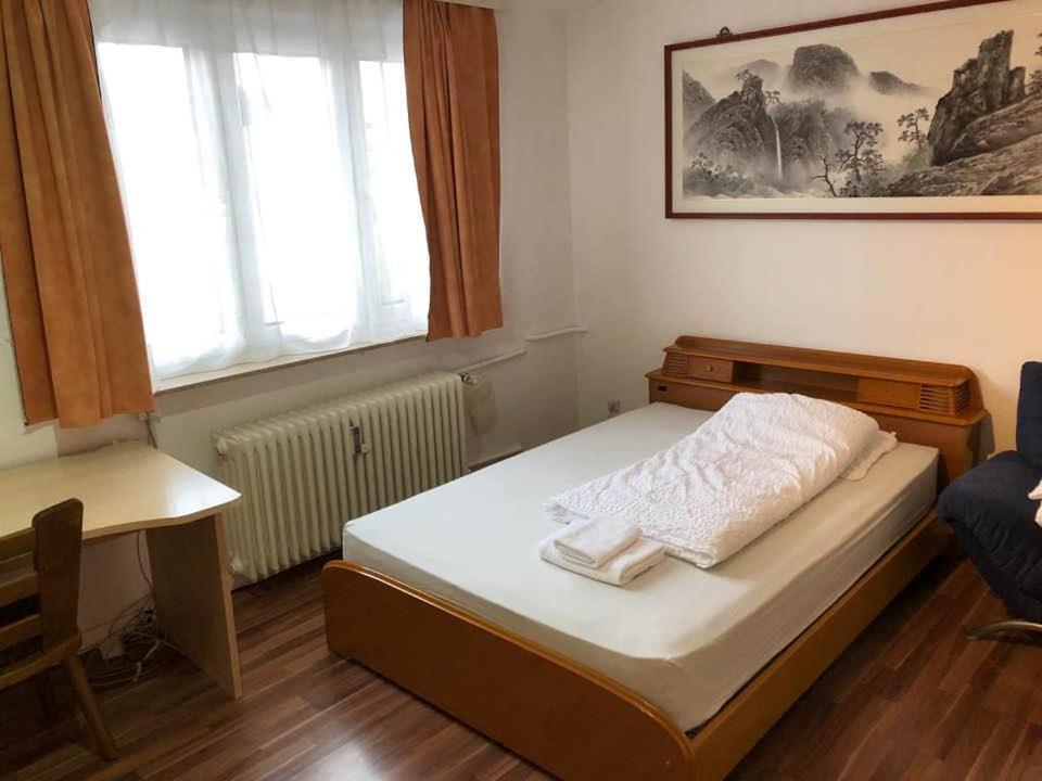 Hotel Kriftelerhof Ruang foto
